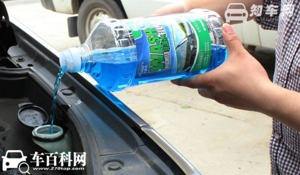 雷克萨斯nx玻璃水加哪 雷克萨斯nx加玻璃水位置(发动机舱左下角)