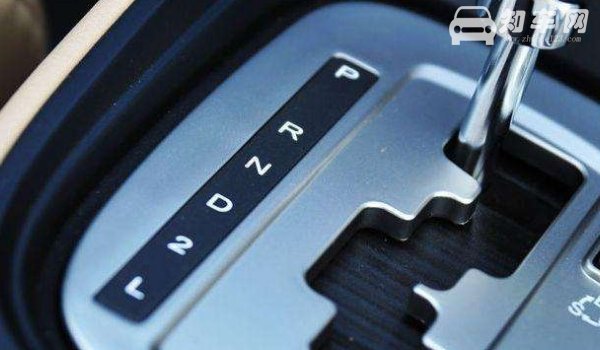 自动挡车挂p挡为什么还溜车