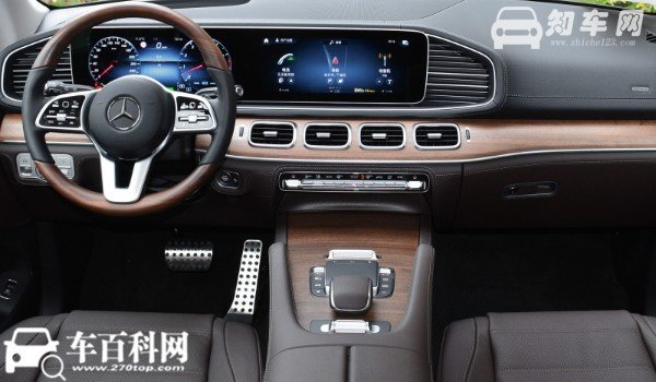 奔驰gls450 2021款和卡宴那个更好 奔驰gls450配置丰富(车身长达5.2米)