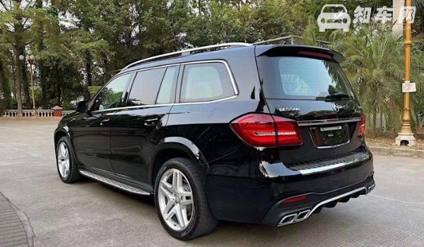 奔驰gls450 2021款油耗多少 百公里油耗12.5L(油耗一公里9毛钱)