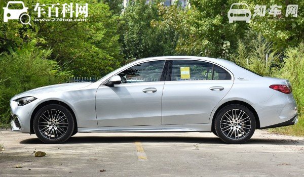 奔驰c级2022新款有几种颜色 采用十大外观配色(北极白十分耐看)