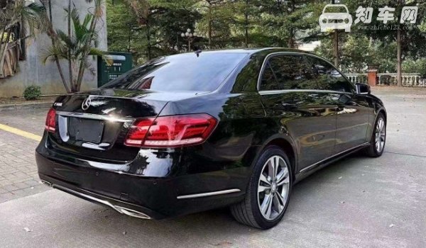 奔驰e300是前驱车还是后驱车
