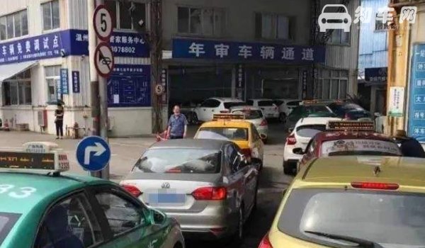什么车一年两审
