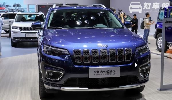 jeep自由光保养灯归零