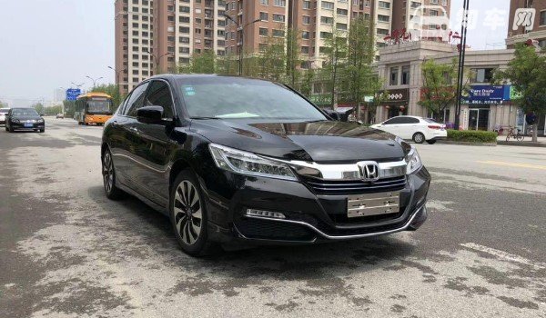 雅阁防盗系统启动怎么解除