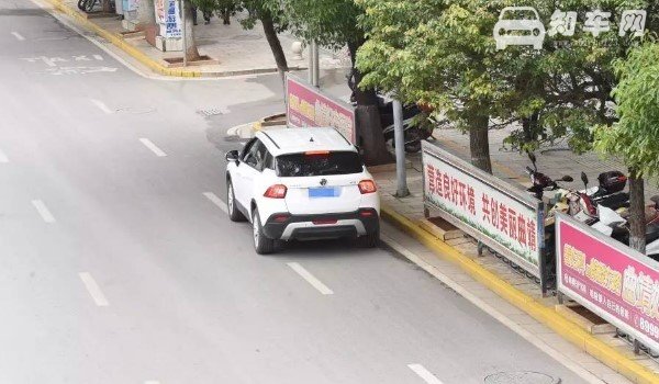 车被刮了周围没监控