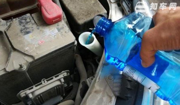 奔驰玻璃水报警取消
