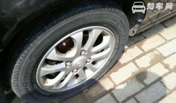 现代伊兰特轮胎型号是多少 185/65 r15锦湖轮胎