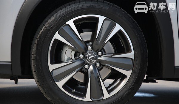 雷克萨斯ux轮胎尺寸 雷克萨斯ux尺寸参数(225/58 r18)