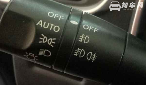 自动大灯会调远近光吗