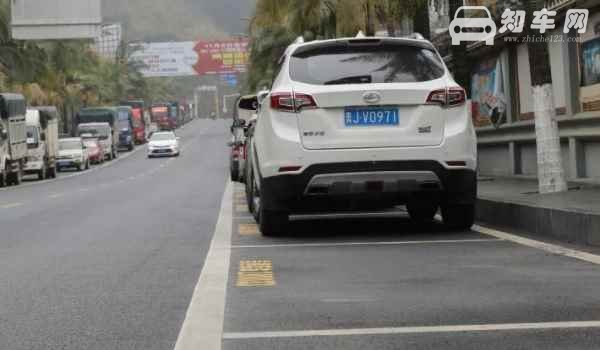 白色矩形框是什么停车位