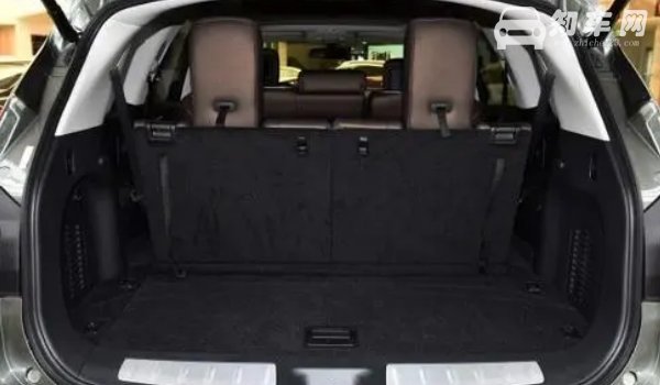 英菲尼迪qx60车身尺寸是多少 英菲尼迪qx60后备箱容积多少（447-2144升）