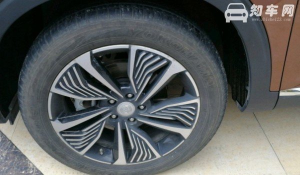 长安cs85的轮胎规格多大 长安cs85轮胎尺寸(225/55 r19)