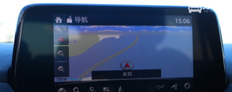 汽车中控显示屏不亮了什么原因