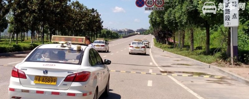 科三换挡离合器是慢慢松还是快速松啊