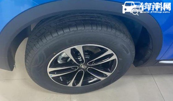 凯翼炫界轮胎型号 轮胎规格为215/60 r17(胎压标准2.3-2.5bar)
