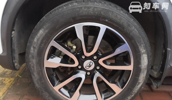 奇瑞凯翼x3轮胎型号 凯翼x3轮胎什么型号(215/55 r18)