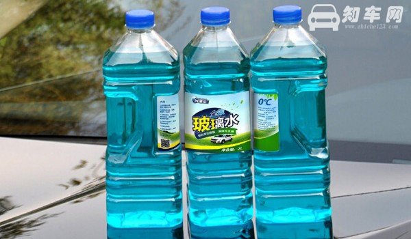 启辰t60在哪加玻璃水 加玻璃水的地方(发动机舱左下角)