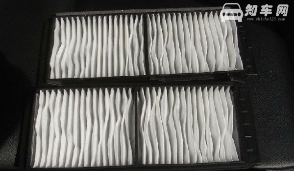 启辰r50的空调滤芯在哪个地方 启辰r50空调滤芯在哪里(手套箱后面)