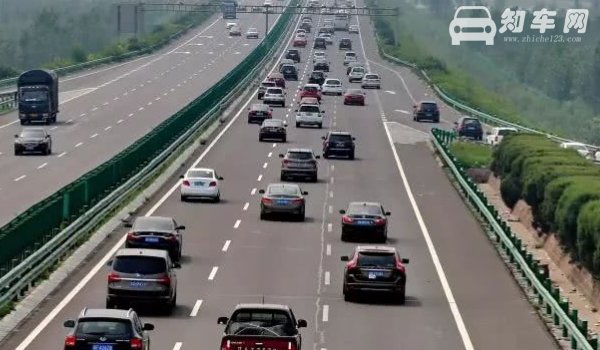 车辆在高速公路匝道上可以停车吗