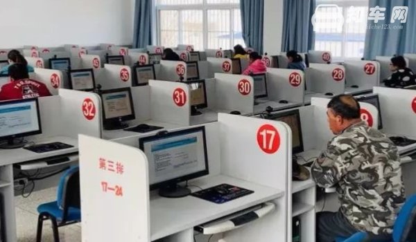 科四有2次机会吗
