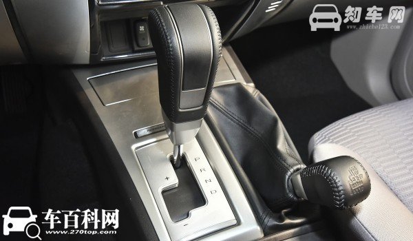 三菱帕杰罗有手动挡吗 有手动挡车型(6挡手动变速)