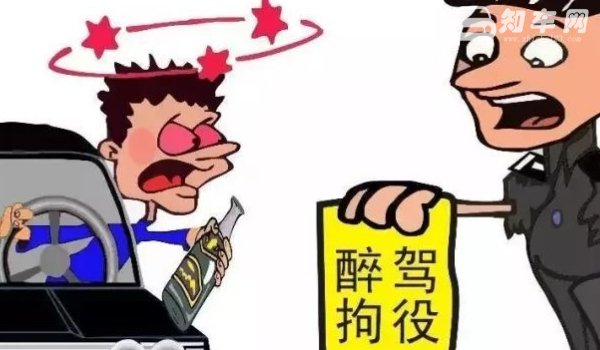 穿高跟鞋可以开车吗