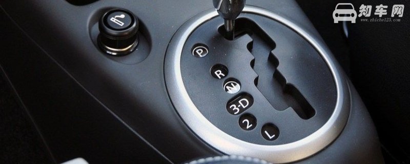 p档挂r档咔响一声伤车吗