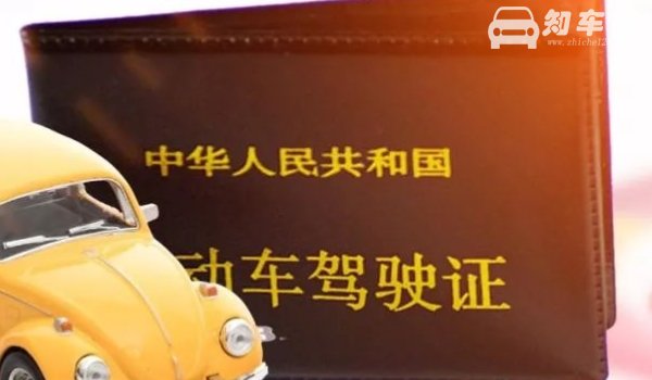 右转让左转弯还是左转弯让右转弯