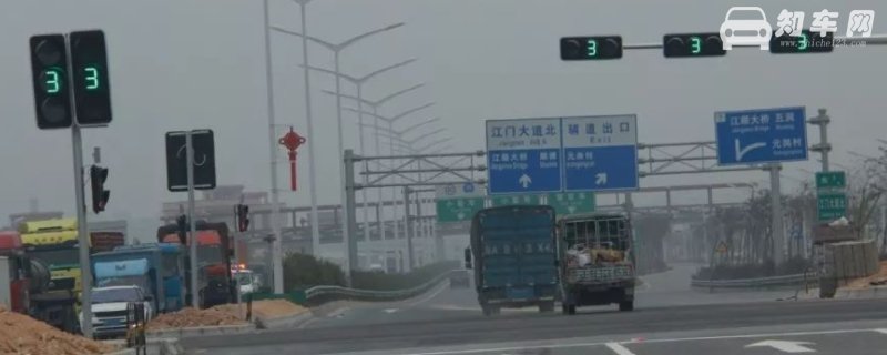 掉头打一圈还是打死