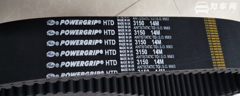 皮带跑偏是往紧边还是松边跑