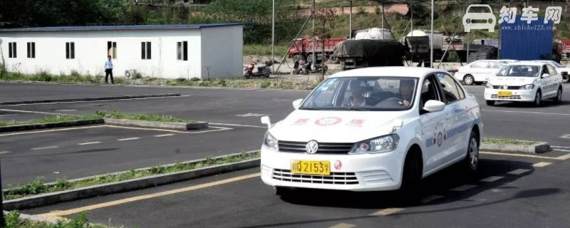 驾校是国家还是私人的