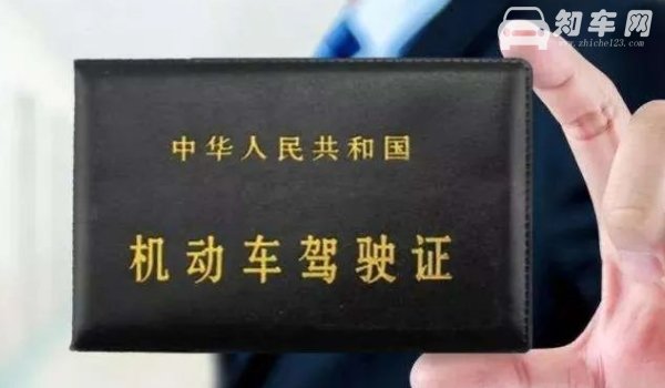 有驾驶证可以骑电瓶车吗