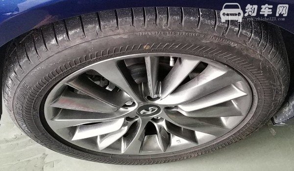 英菲尼迪q50l轮胎型号 英菲尼迪q50l轮胎尺寸(245/40 r19)