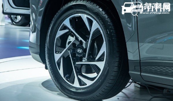 库斯途轮胎尺寸 轮胎规格是什么(225/55 r18)