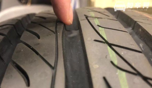 轮胎多久或者多少公里换一次