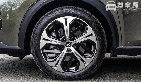 凡尔赛c5x轮胎尺寸 轮胎规格(205/55 r19)