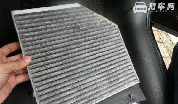 林肯大陆的空调滤芯在什么地方 林肯大陆的空调滤芯在哪里(手套箱后面)