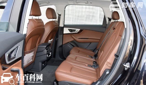 宝马x6和奥迪q7哪个好 奥迪q7动力强空间大(车身长达5米)