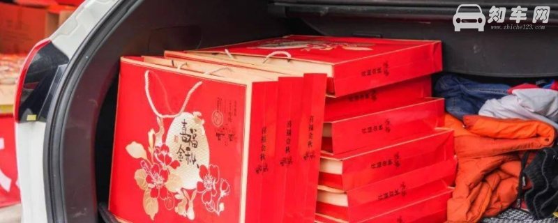 大月饼能放车后备箱吗