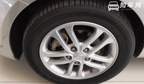 起亚福瑞迪轮胎型号 福瑞迪轮胎型号是多大(205/55 r16)