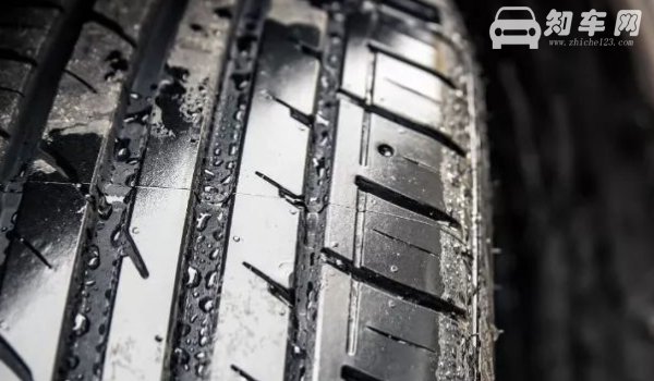235/55 r18代表什么意思