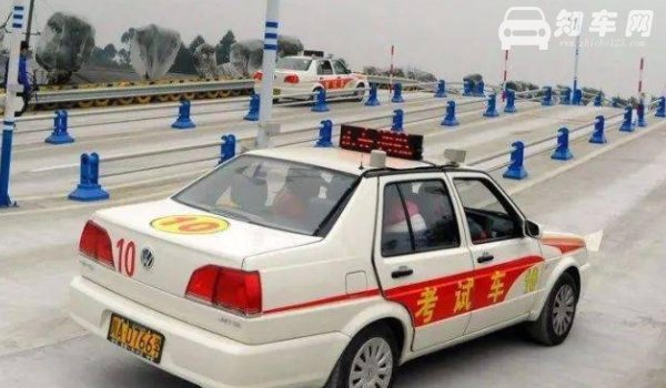 国庆驾校可以报名吗
