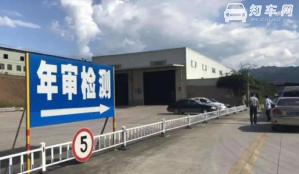 营运转非营运的车多少年报废