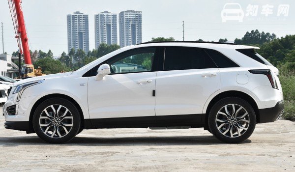 凯迪拉克xt5有几种颜色 凯迪拉克XT5选什么颜色好看(钻白)