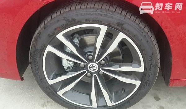 名爵6轮胎型号规格 名爵6轮胎尺寸是多少(225/45 r18)