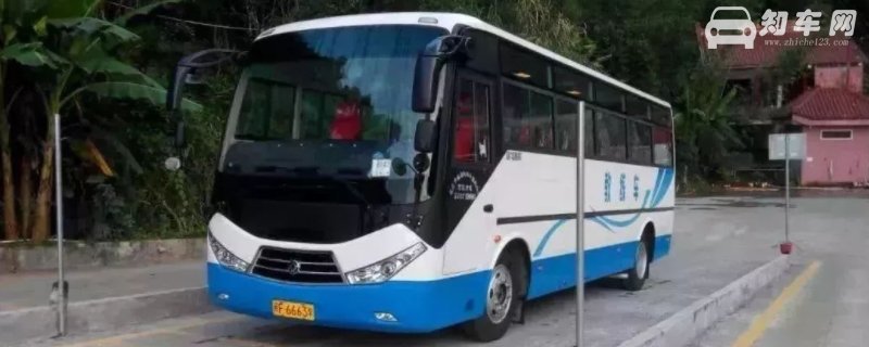 a2能开多少座的客车