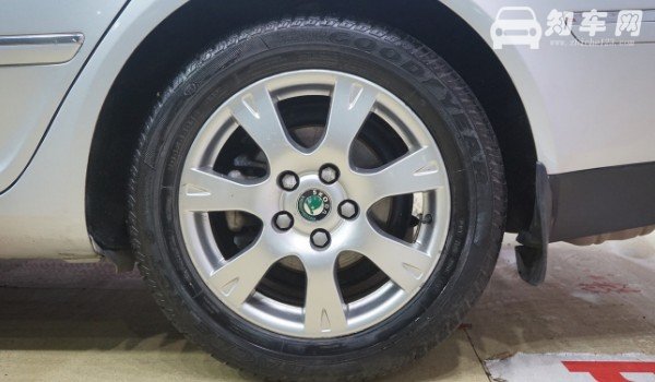 斯柯达明锐轮胎型号多少 明锐轮胎型号多少(225/45 r18)