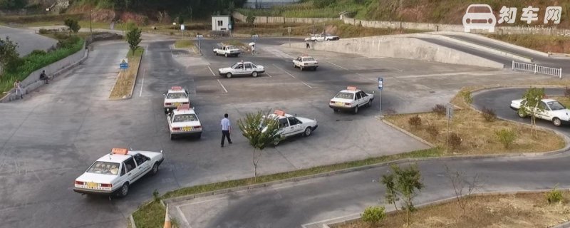驾校报名了可以退学费吗