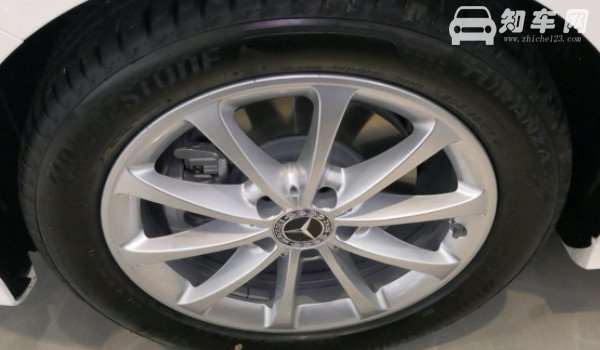 奔驰a级轮胎型号 奔驰a级轮胎尺寸多少(205/55 r17)